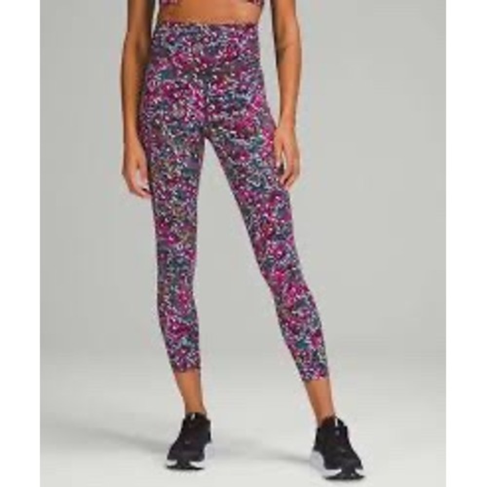 Lululemon Base Pace High-Rise Running Tight 25" size 6
